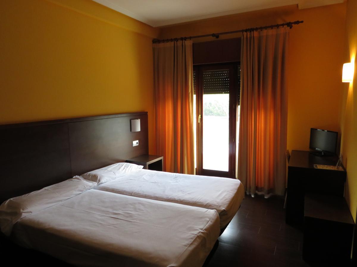 Euba Hotel Amorebieta-Etxano Dış mekan fotoğraf